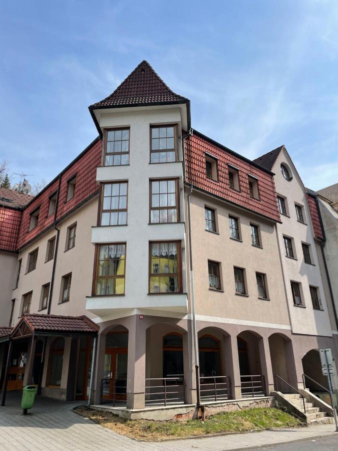 Apartmany U Posty Jáchymov Eksteriør billede